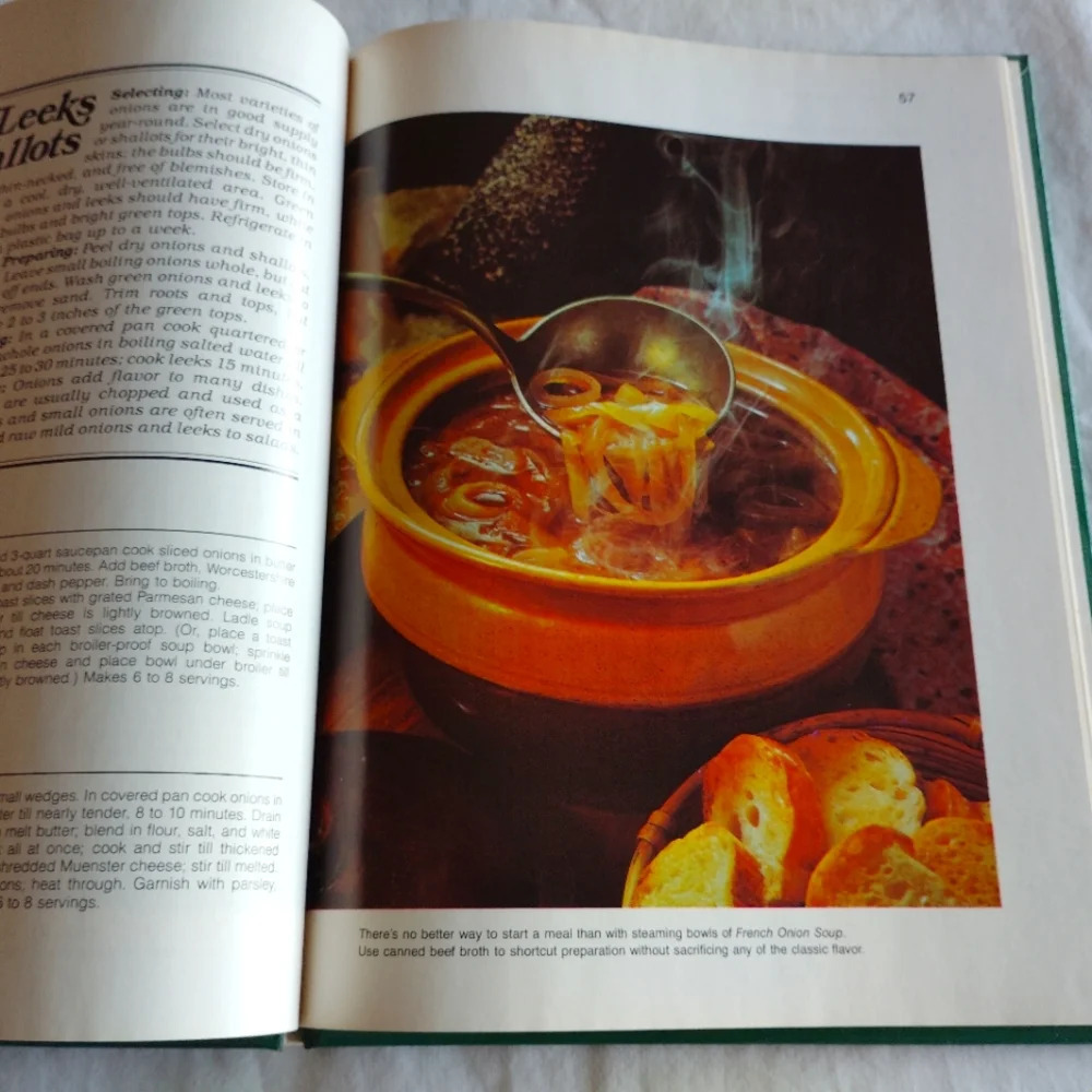 Vintage Better Homes & Gardens Vegetable and Salad Cookbooks 1977 1978 Recipes - Picture 8 of 13